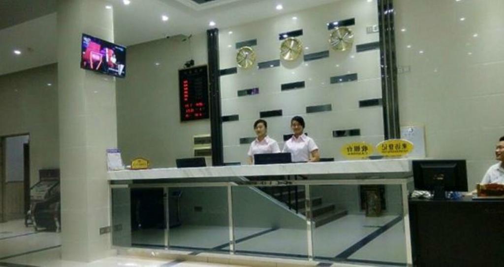 Aoqi Business Hotel Guangzhou Bagian luar foto